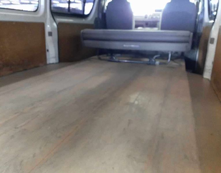  30658  TOYOTA HIACE  2004  