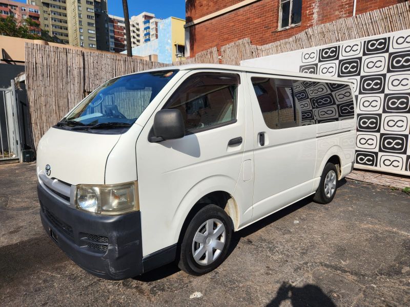  30658  TOYOTA HIACE  2004 
