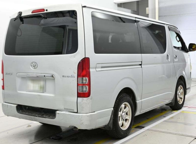  30659  TOYOTA HIACE  2006  