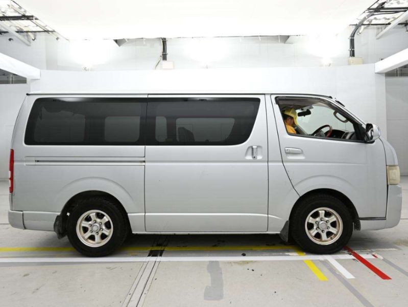  30659  TOYOTA HIACE  2006  