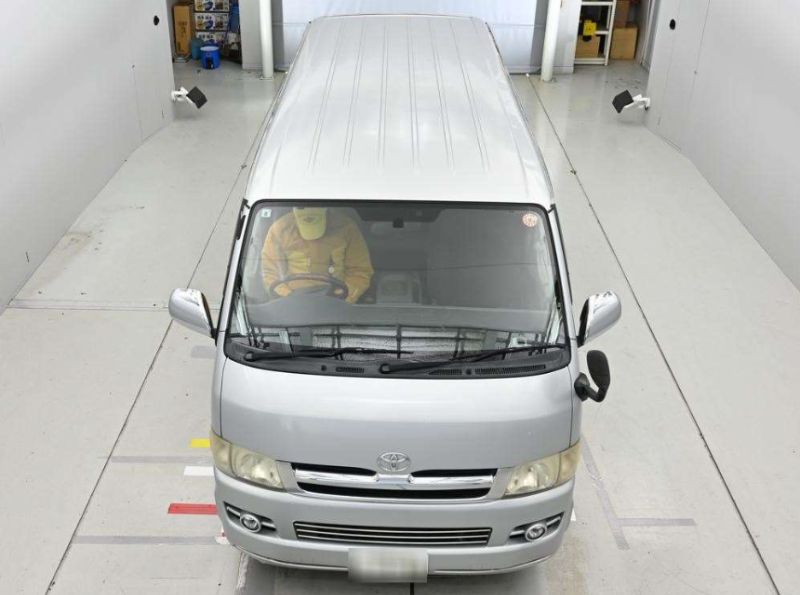  30659  TOYOTA HIACE  2006  