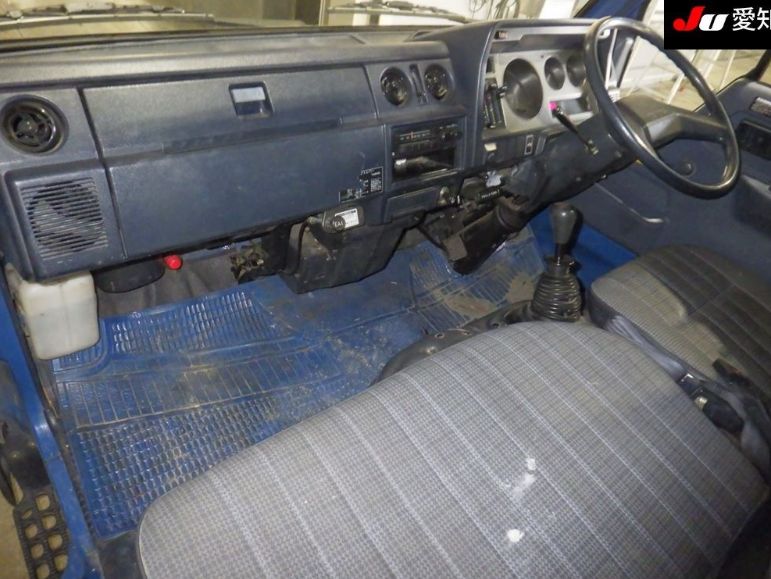  30664  TOYOTA TOYOACE  1987  