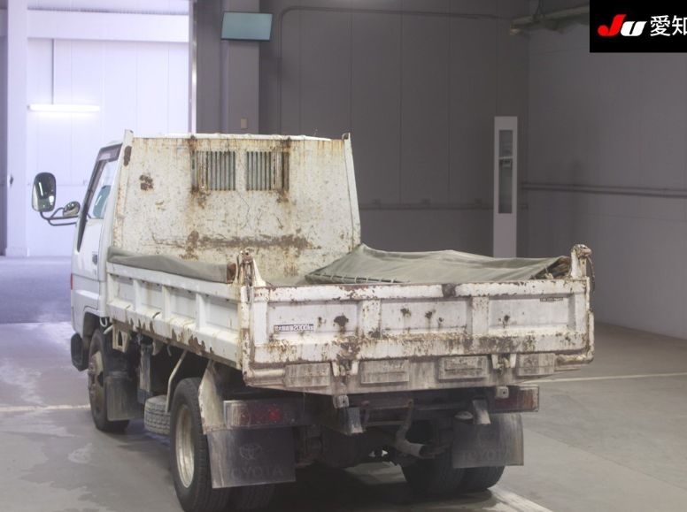  30665  TOYOTA DYNA  1999  