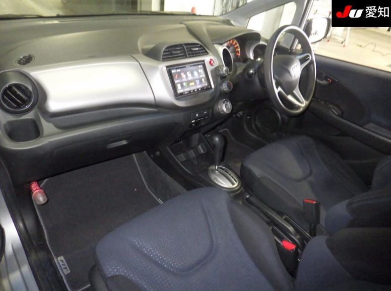  30666  HONDA FIT  2011  