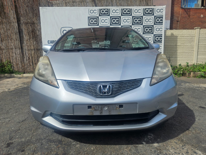 30666  HONDA FIT  2011  