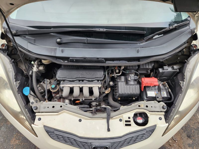  30670  HONDA FIT  2010  