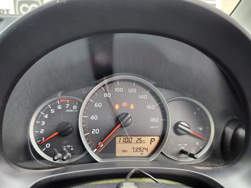  30672  TOYOTA VITZ  2011  