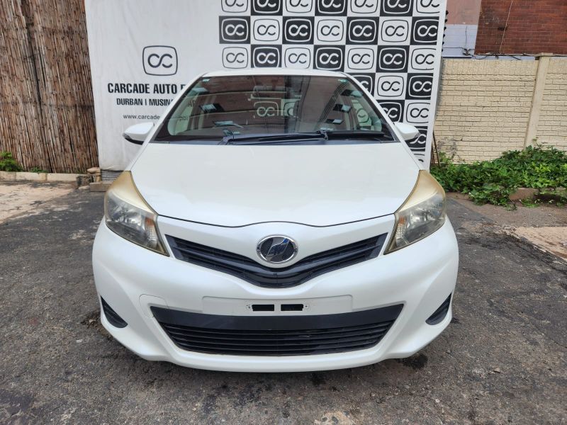  30672  TOYOTA VITZ  2011  