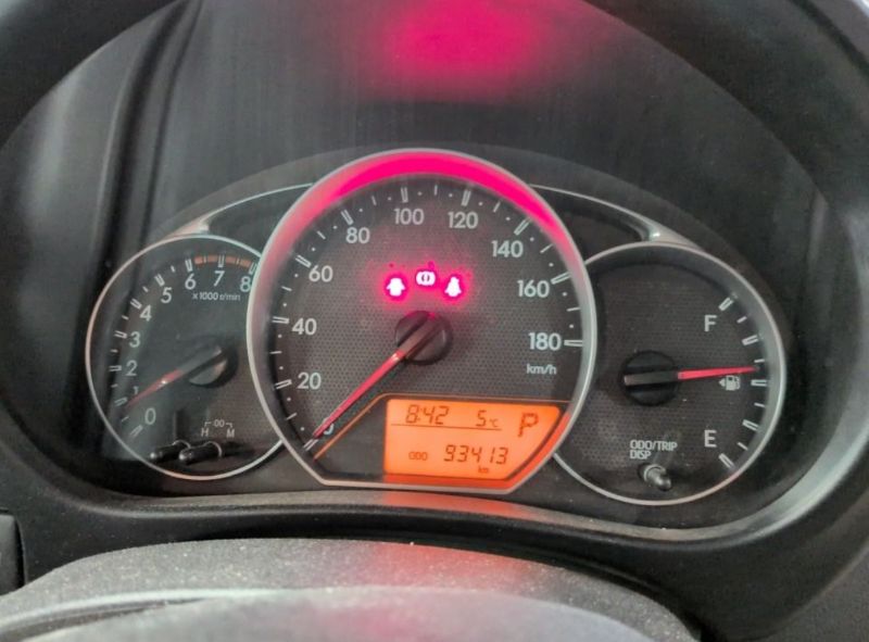  30675  TOYOTA RACTIS  2011  