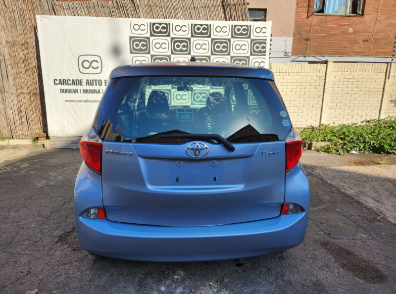  30675  TOYOTA RACTIS  2011  