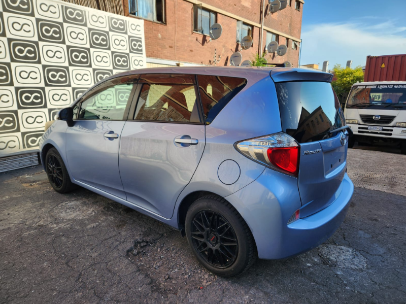  30675  TOYOTA RACTIS  2011  