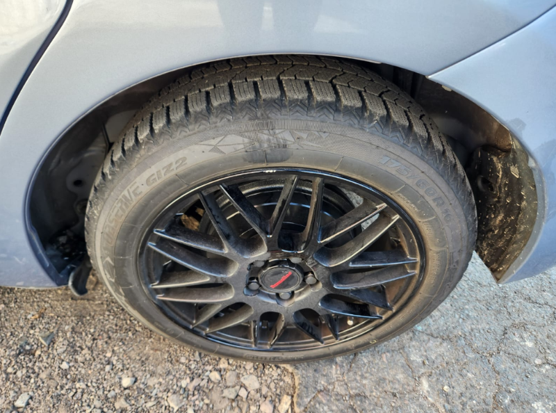  30675  TOYOTA RACTIS  2011  