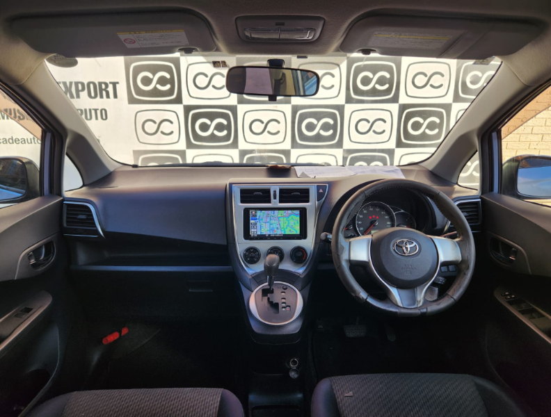  30675  TOYOTA RACTIS  2011  