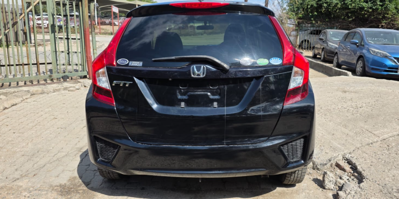  30677  HONDA FIT  2016  