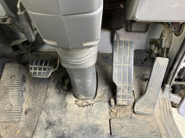  30682  HINO RANGER  1997  