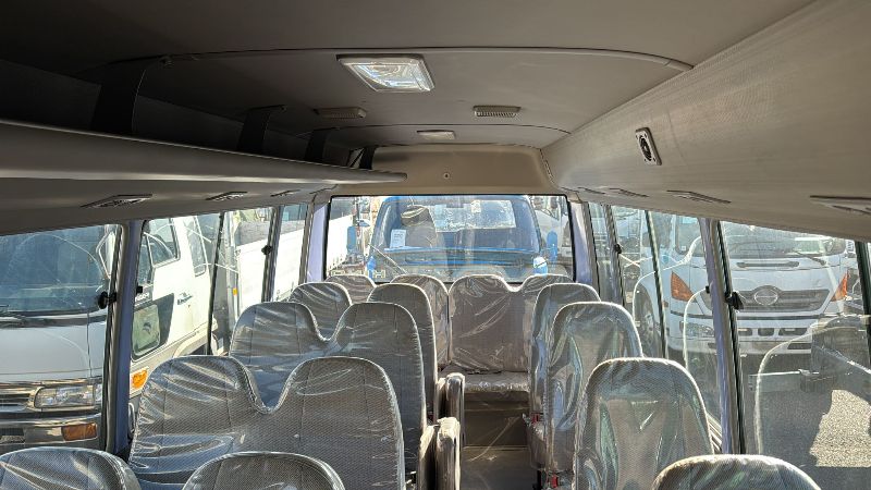  30684  HINO LIESSE BUS  2003  