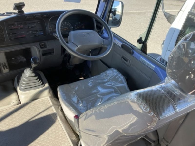  30684  HINO LIESSE BUS  2003  