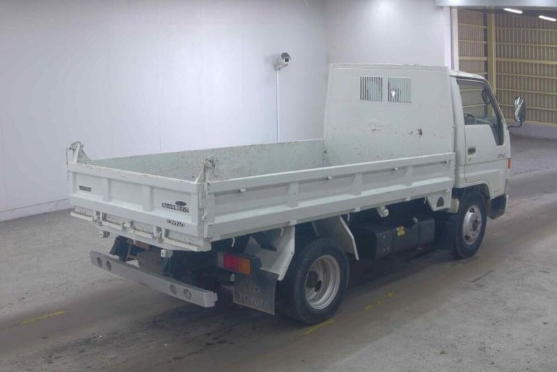  30685  TOYOTA DYNA DUMP  1995  