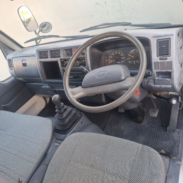  30685  TOYOTA DYNA DUMP  1995  