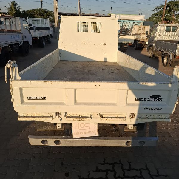  30685  TOYOTA DYNA DUMP  1995  
