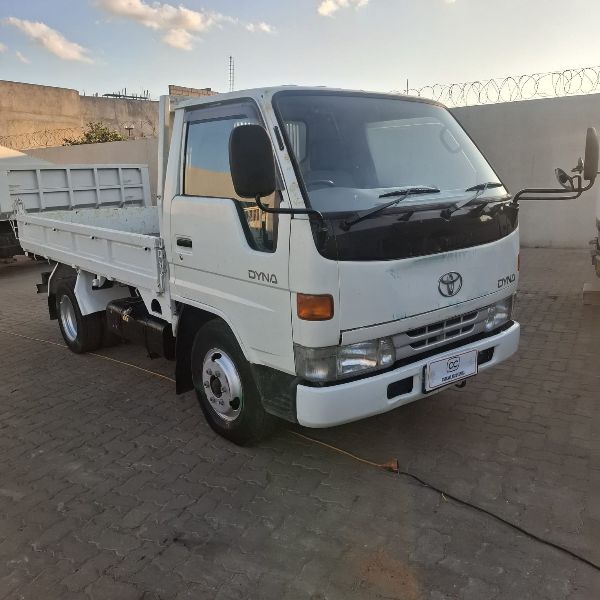  30685  TOYOTA DYNA DUMP  1995  