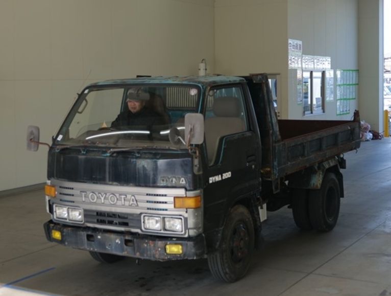  30687  TOYOTA DYNA DUMP  1989 