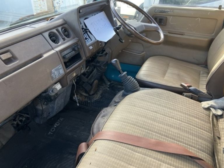  30687  TOYOTA DYNA DUMP  1989  