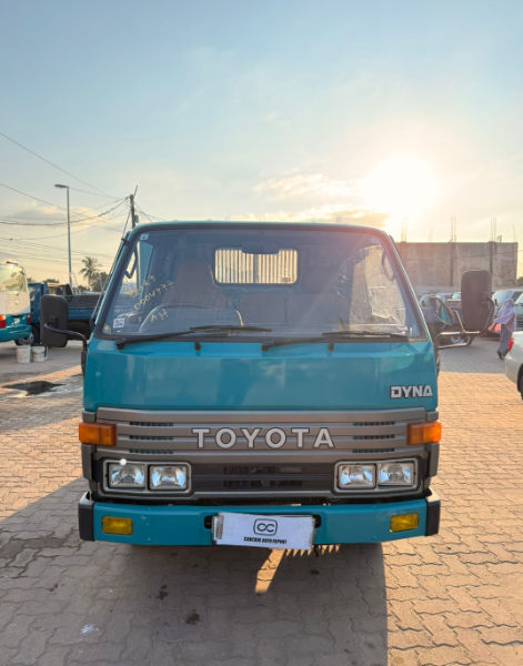  30688  TOYOTA DYNA DUMP  1989  