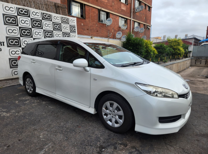  30693  TOYOTA WISH  2009  