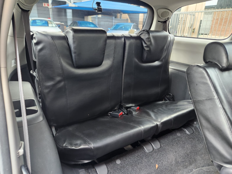  30693  TOYOTA WISH  2009  