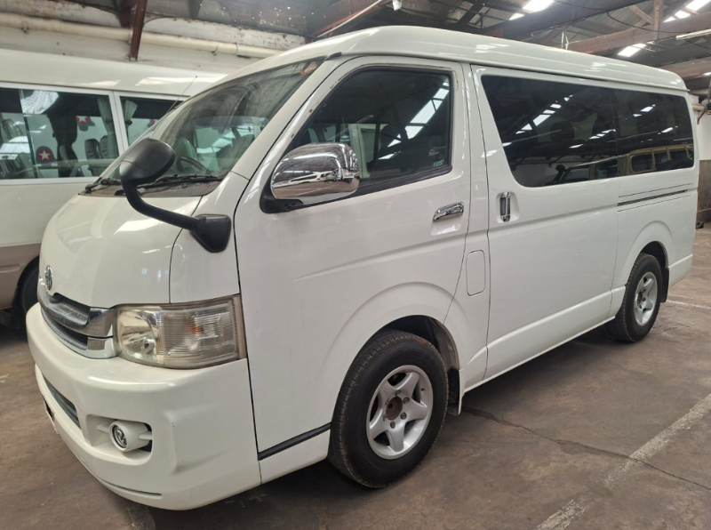  30873 NISSAN CARAVAN  2018  