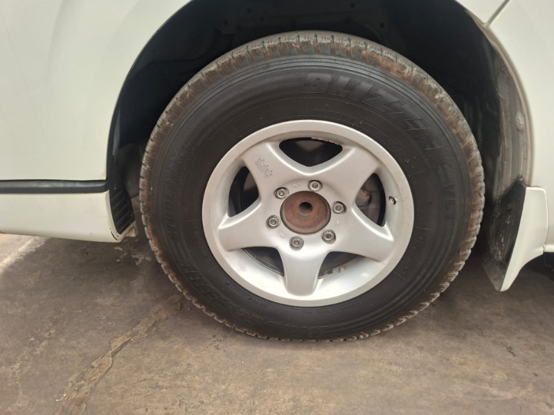  30695  TOYOTA HIACE  2008  