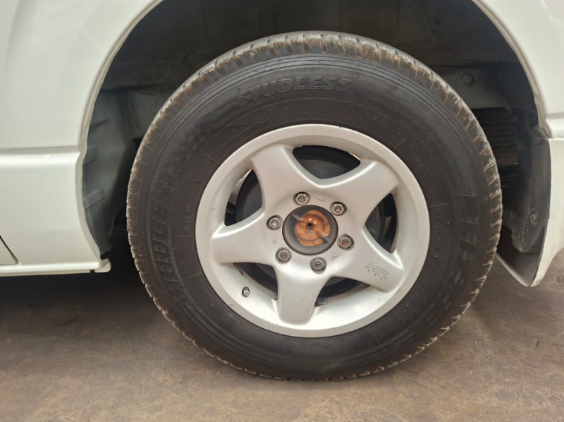  30695  TOYOTA HIACE  2008  