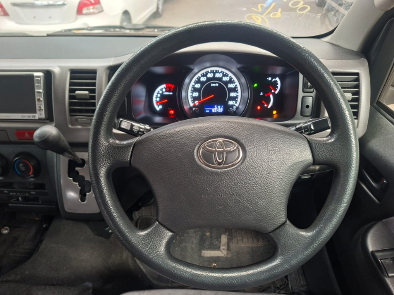  30695  TOYOTA HIACE  2008  