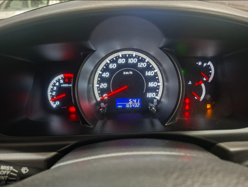  30695  TOYOTA HIACE  2008  