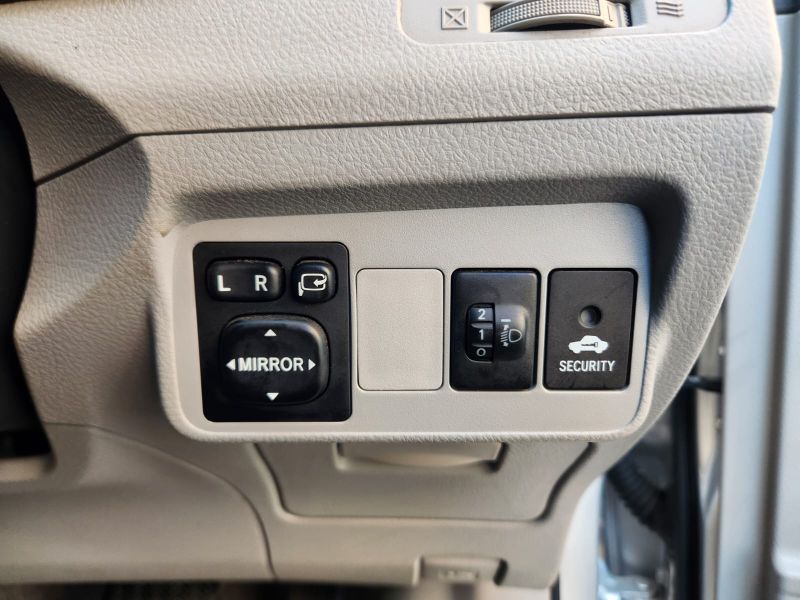  30703  TOYOTA COROLLA AXIO  2006  
