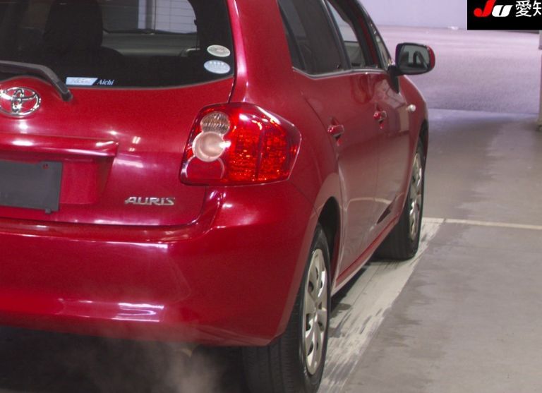  30704  TOYOTA AURIS  2007  