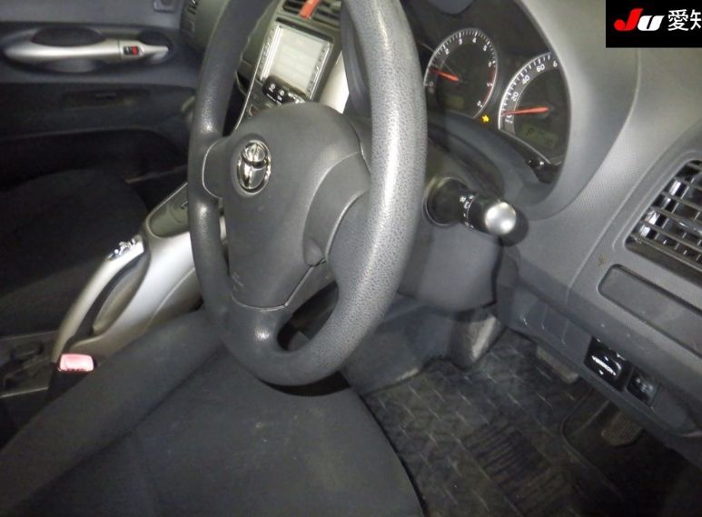  30704  TOYOTA AURIS  2007  