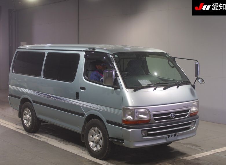  30554 TOYOTA HIACE  2016  