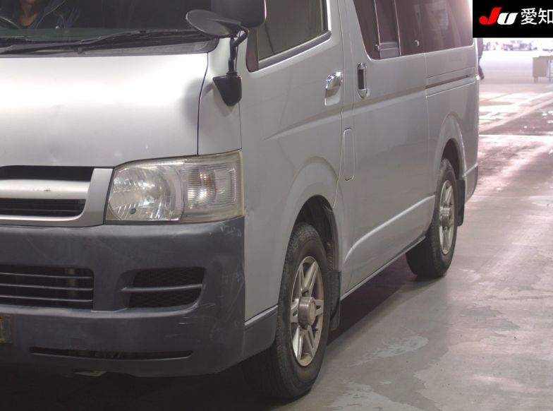  30708  TOYOTA HIACE REGIUS  2005  