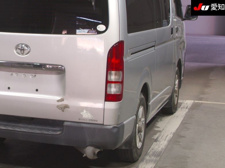  30708  TOYOTA HIACE REGIUS  2005  
