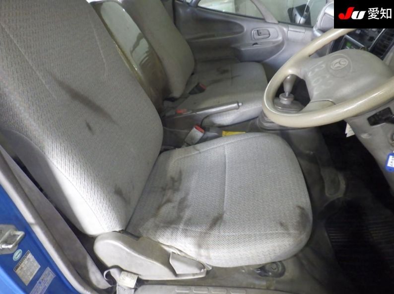  30711  TOYOTA DYNA  2001  