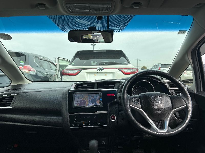  30714  HONDA FIT  2017  