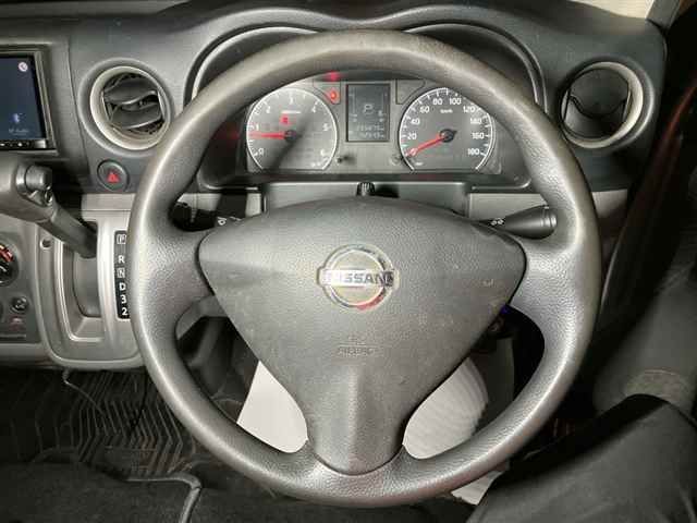  30720  NISSAN CARAVAN  2017  