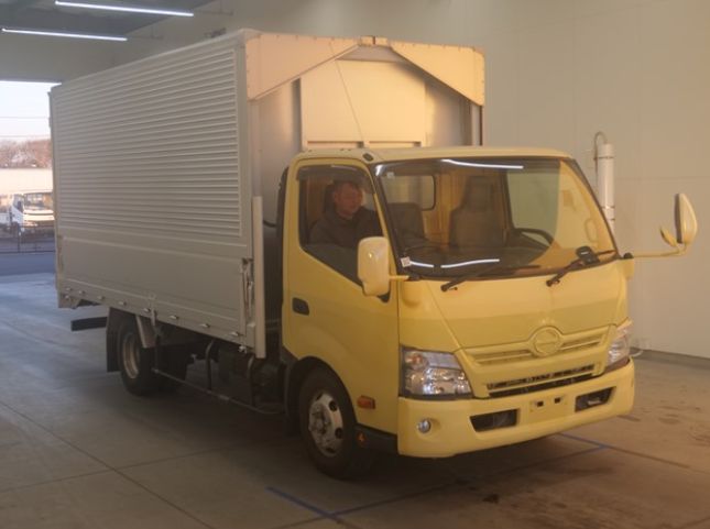  30731  HINO DUTRO  2012  