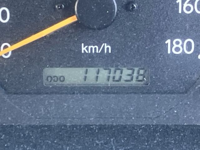  30735  TOYOTA HIACE  1999  