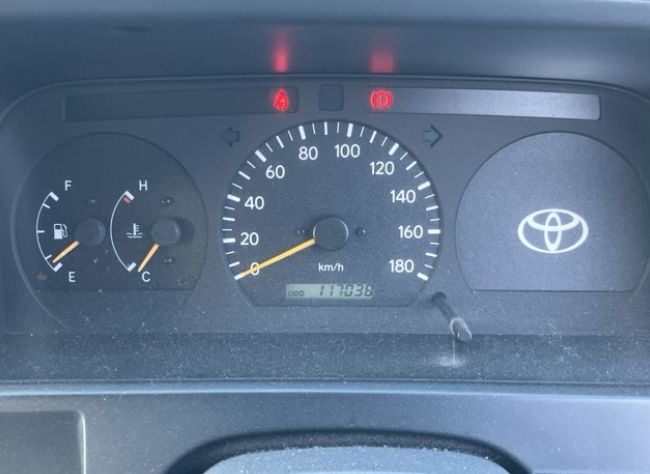  30735  TOYOTA HIACE  1999  