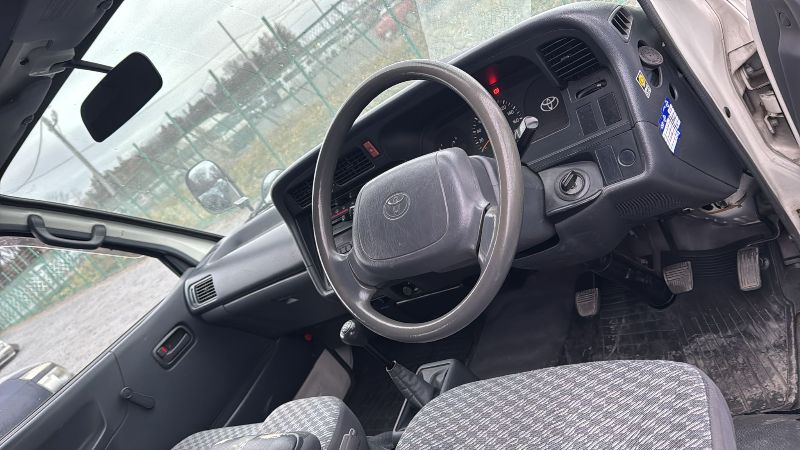  30735  TOYOTA HIACE  1999  