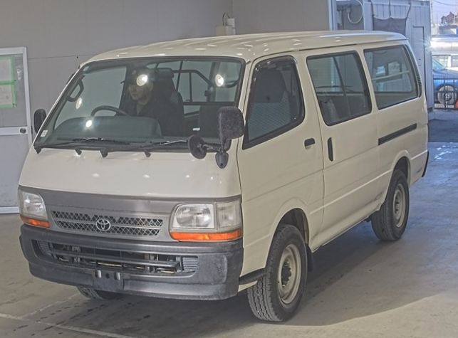  30873 NISSAN CARAVAN  2018  