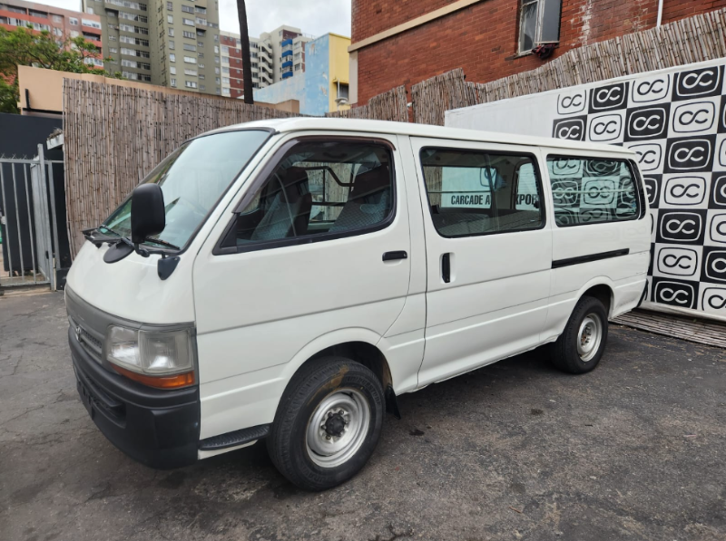  30735  TOYOTA HIACE  1999  